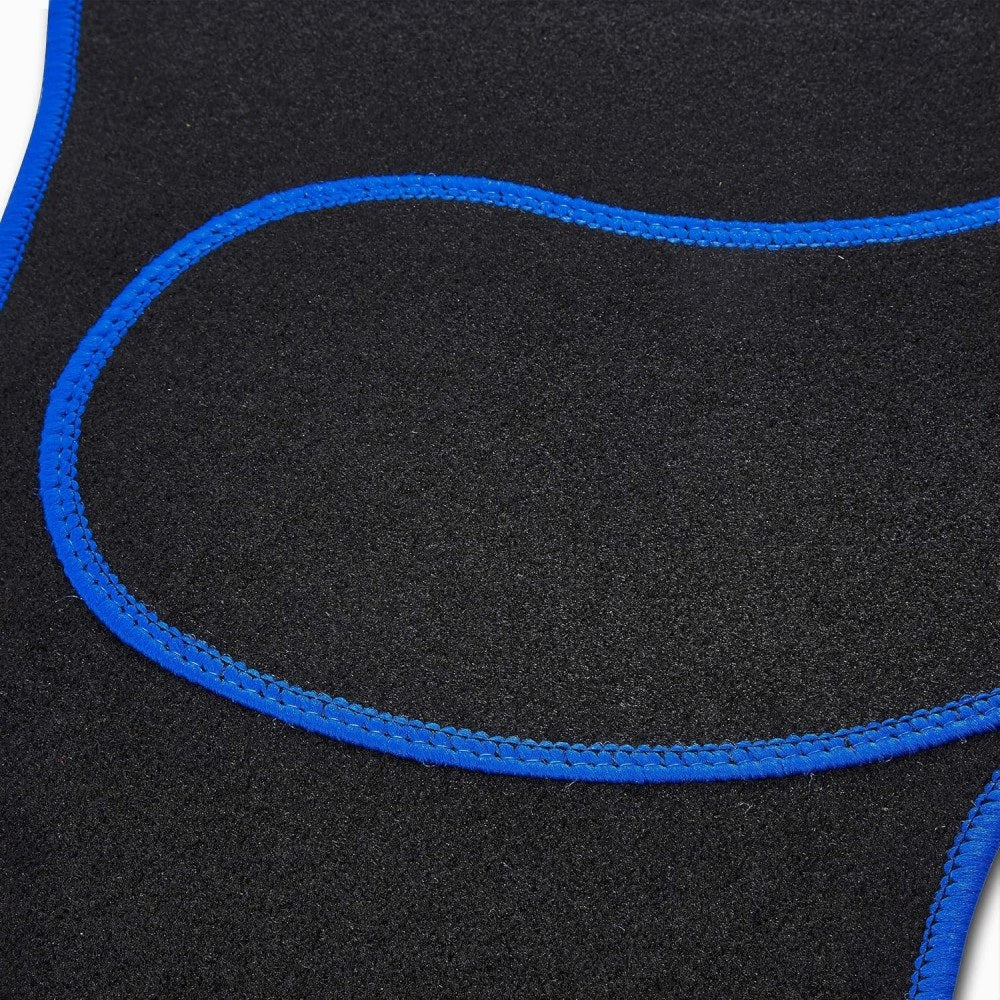 Set Covorașe Auto Textile Universale Carguard PAT001, 4 Piese, Negru cu Margine Albastră, Protecție Antiderapantă Mochetă